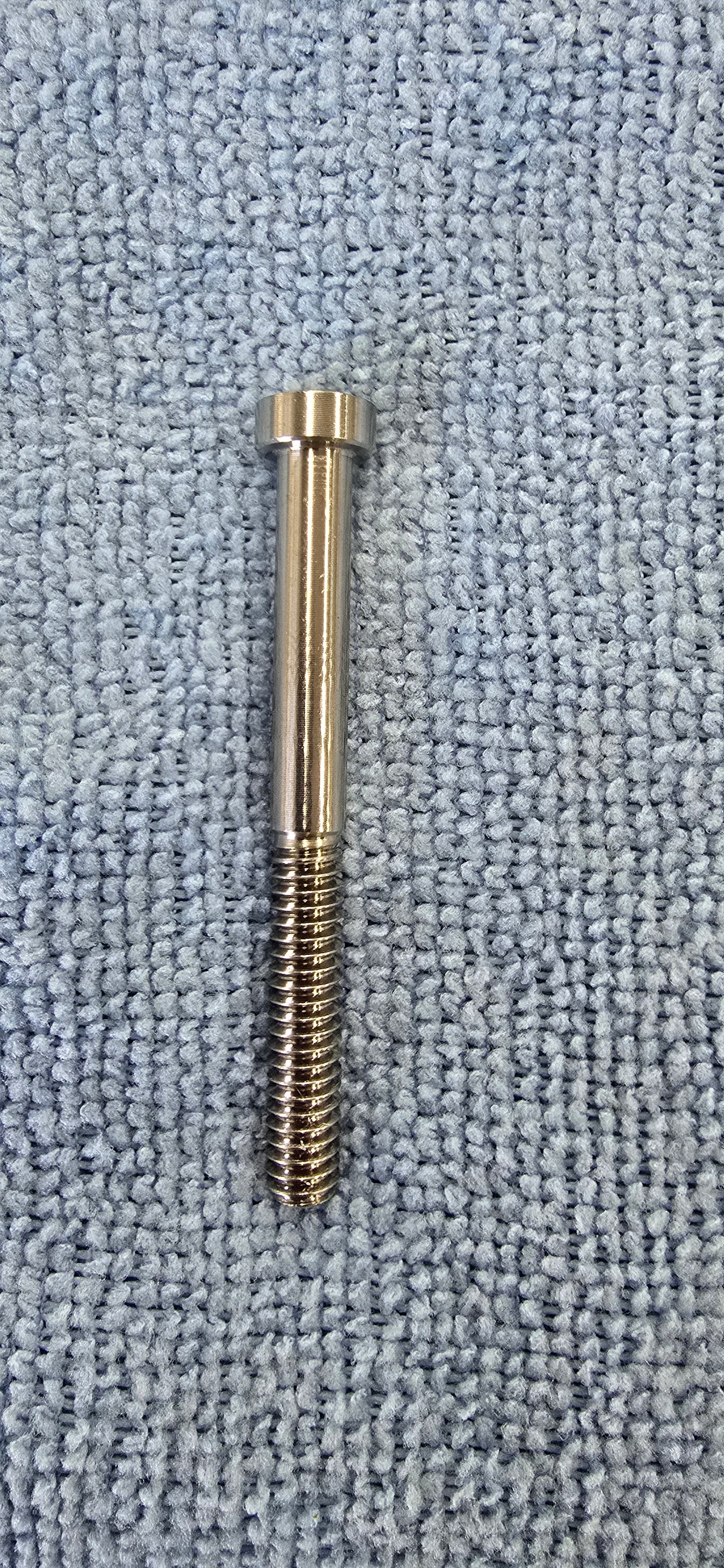 (Pair) Stainless steel shoulder bolt for Nelmor Trailmaster Spotlights